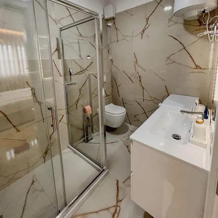 Le Bon Apartment