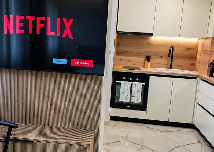 Le Bon * ティラナ